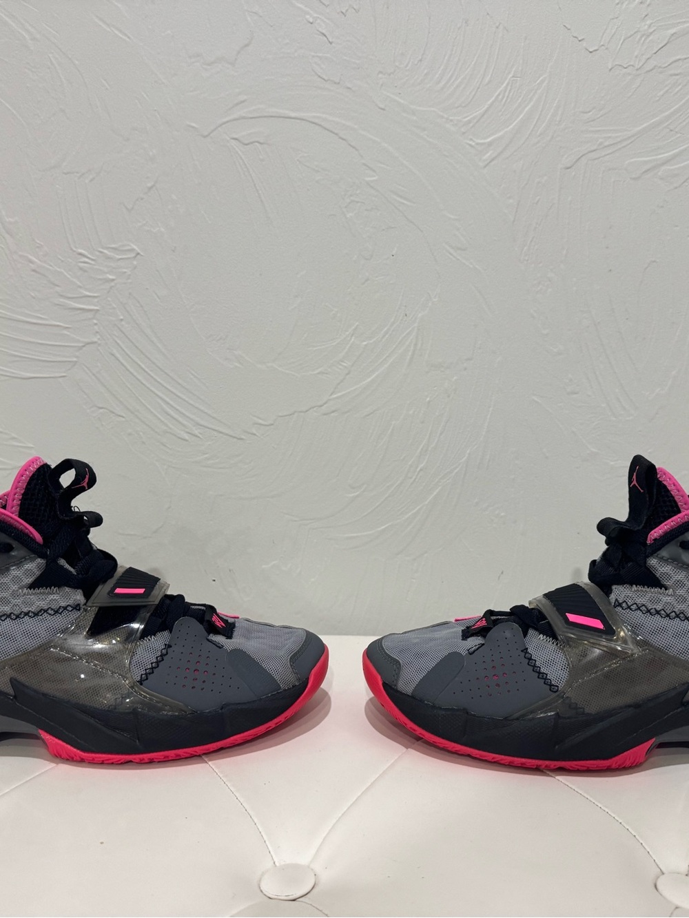 Jordan Men's Athletic Shoes Gray and Pink - Picture 3 of 7